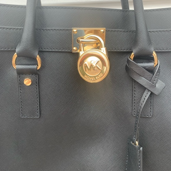 Black Michael Kors Hamilton purse ( factory bag) - Picture 2 of 8